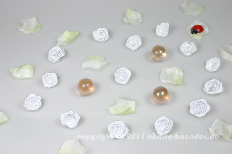 Streuartikel Satinrosen Weiß ohne Draht 36 Stück